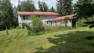 05 House back view